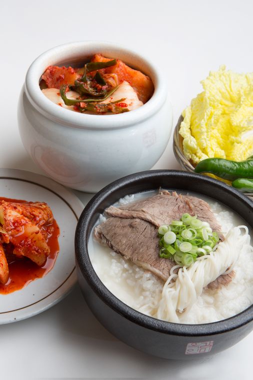 정성과 전통의 일품 맛 설렁탕
